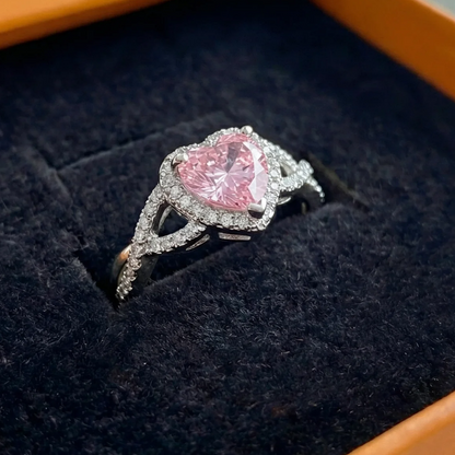 Amour Twist Halo Ring | White Gold