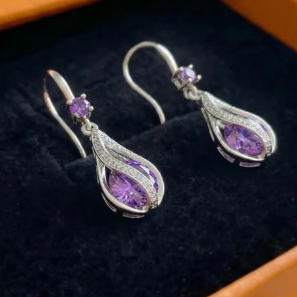 Calithra Lumen Twist Earrings | White Gold