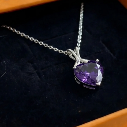 Heart of Violet Necklace | White Gold
