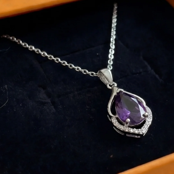 Selvara Crescent Drop Necklace | White Gold